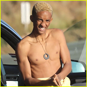 Jaden Smith Goes Shirtless For Weekend Beach Day