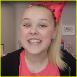 JoJo Siwa Loves 'The Greatest Showman' As Much As We Do!