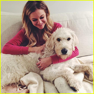 Kelsea Ballerini Says Goodbye to Dog Dibs For a Month & Her Reaction Is So Relatable