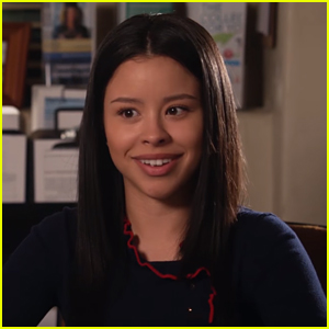 'The Fosters' Returns Tonight With Mariana Starting to Apply to College
