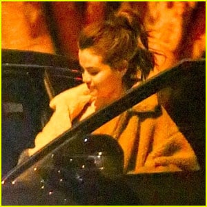 Selena Gomez Spends Friday Night With Justin Bieber