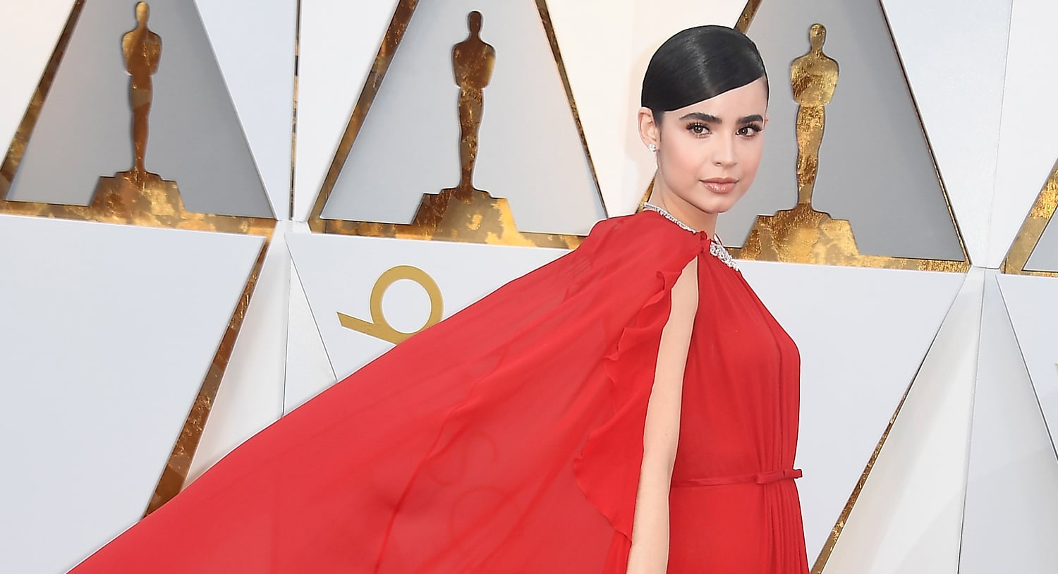 Sofia Carson Is Red Hot at Oscars 2018!