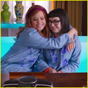 Sarah Jeffery & Sarah Gilman Try To Solve Their First Mystery in 'Daphne & Velma' - Watch The Trailer!