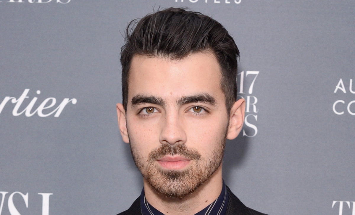 Joe Jonas Debuts Brand New Tattoo Joe Jonas Just Jared Jr.