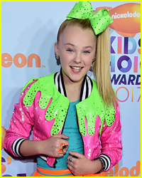 JoJo Siwa is Working on Her Outfit For the Kids' Choice Awards 2018!