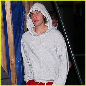 Justin Bieber Goes Out for Late-Night Birthday Dinner in Beverly Hills