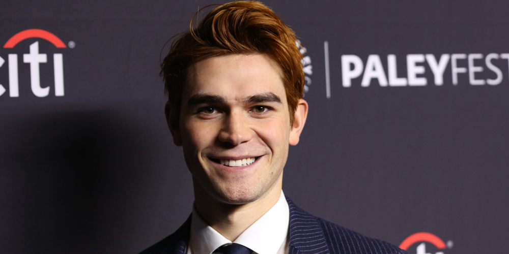 KJ Apa Goes Back To Dark Hair After Wrapping ‘Riverdale’ Season 2 ...