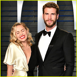 Miley Cyrus Makes Cutest Face Ever With Liam Hemsworth at Oscars After-Party