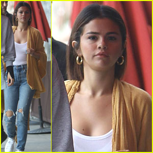 Selena Gomez Joins Pal Anna Collins For Lunch Date