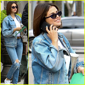Selena Gomez is All Smiles While Out in Beverly Hills!