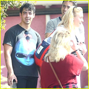 Joe Jonas is All Smiles While Leaving the Gym With Sophie Turner!
