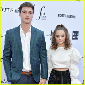 Joey King Holds Hands with Boyfriend Jacob Elordi at Fashion Awards!
