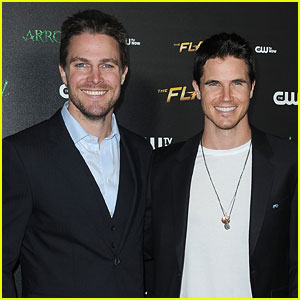 Robbie Amell Shares Easter Throwback Photo With Cousin Stephen Amell