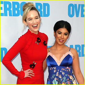 Chrissie Fit & Kelley Jakle Are BFF's at 'Overboard' Premiere