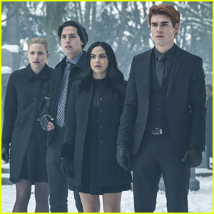 'Riverdale's Core Four Friendship Might Be Threatened in Season 3 Because Of This