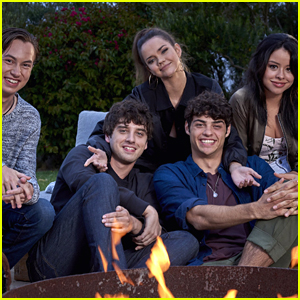 Fans Pay Tribute To 'The Fosters' on Social Media With Amazing Messages About the Series