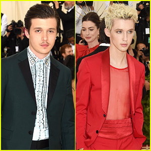 'Love, Simon' Actor Nick Robinson & Singer Troye Sivan Attend Met Gala for First Time!