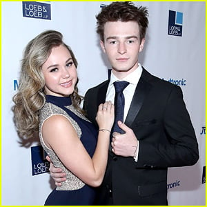 Brec Bassinger & Dylan Summerall Took A Balloon Ride For Their 1 Year Anniversary!