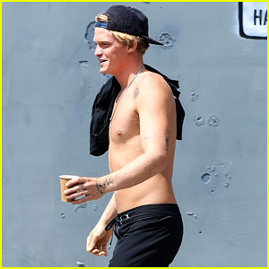Cody Simpson Goes Shirtless After Covering Troye Sivan & Ariana Grande's 'Dance to This' (Video)