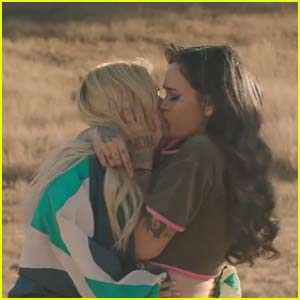 Hayley Kiyoko Directs 'What I Need' Video, Starring Herself & Kehlani!