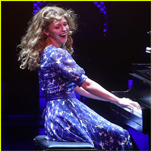 Melissa Benoist Slays on Stage During Her Opening Night in Broadway's 'Beautiful!'