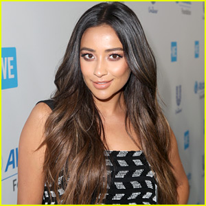 Shay Mitchell Did Everything & Anything To Try & Fit In When She Was Younger