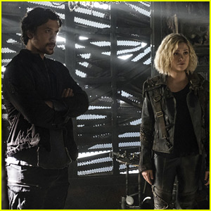 Clarke & Bellamy Work Together & Possibly Against Octavia on 'The 100' Tonight