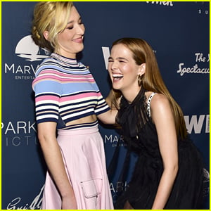 Zoey Deutch & Sister Madelyn Turn the 'Year of Spectacular Men' Premiere Into a Fun Family Event!
