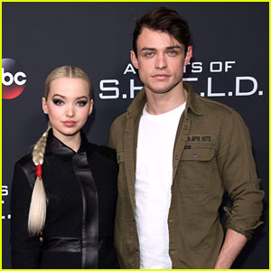 Thomas Doherty Proves His Love to Dove Cameron in One Text Message