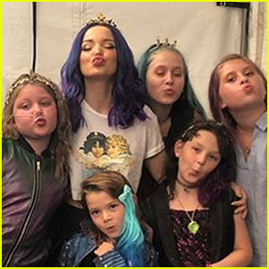 Dove Cameron Visits With Young Fans on 'Descendants 3' Set Through Make-A-Wish
