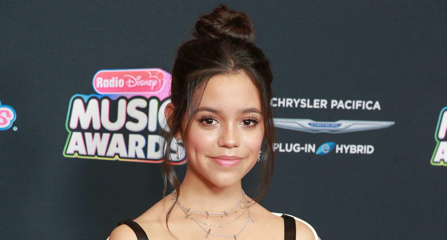 Jenna Ortega And ‘stuck In The Middle Cast Send Thanks Ahead Of Series