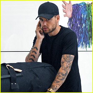 Liam Payne Returns to London After Going on a Vacation!