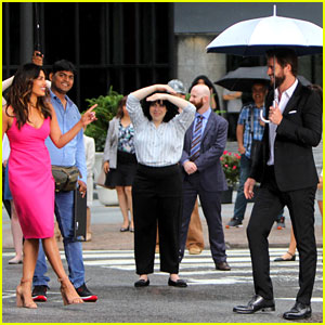 Liam Hemsworth & Priyanka Chopra Film Dancing Scene for 'Isn't It Romantic'