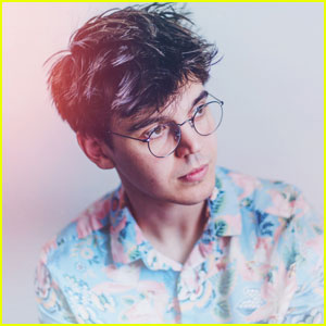 MacKenzie Bourg Spills On What He's Been Up to Since 'American Idol'