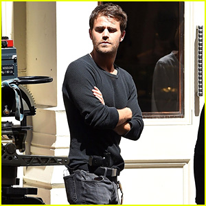 Paul Wesley Shoots a Scene for Upcoming Series 'Tell Me A Story' in NYC!