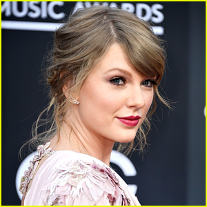Taylor Swift to Star in 'Cats' Movie Musical!