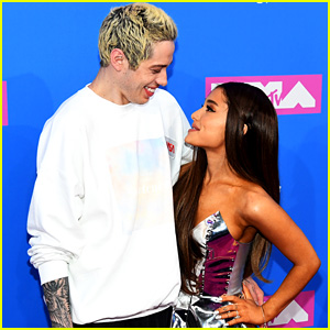 Ariana Grande & Pete Davidson Are So Cute Together on the Red Carpet at MTV VMAs 2018!