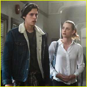 Bughead Are Pretty Solid During Season 3 of 'Riverdale' - For Now, At Least