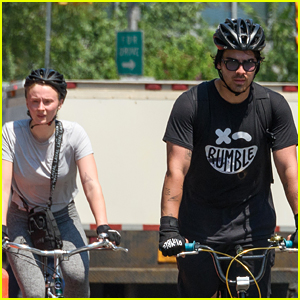 Joe Jonas & Sophie Turner Hit the NYC Streets for Their Bike Ride!