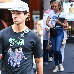 Joe Jonas & Sophie Turner Step Out in NYC with His Parents!