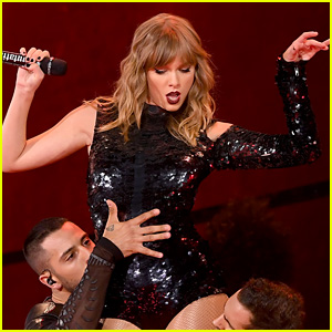 Taylor Swift Makes History with 'reputation Stadium Tour'