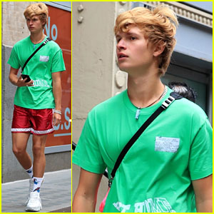 Ansel Elgort Puts New Blonde Hairdo on Display While Stepping Out During NYFW