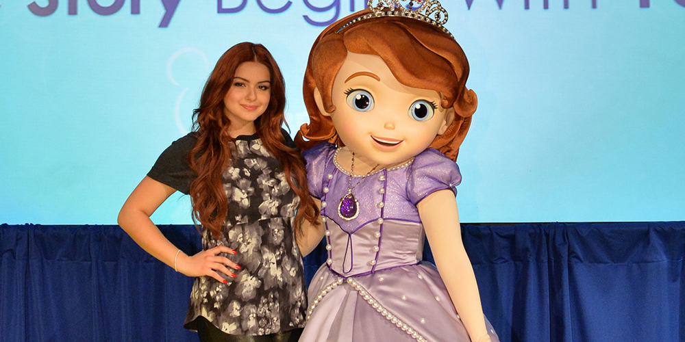 Ariel Winter Says Goodbye To Sofia The First Ariel Winter Sofia The First Just Jared Jr