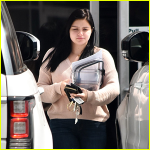 Ariel Winter Steps Out After a Busy Day at Work!