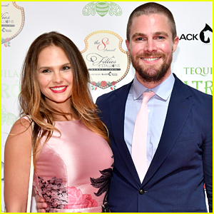 Stephen Amell's Real Life Wife Cassandra Jean To Star in Arrow-verse Crossover
