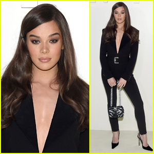 Hailee Steinfeld Rocks Jumpsuit for Tom Ford NYFW Show!