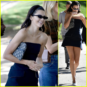 Kendall Jenner Hangs Out With Friends at the Park in Paris!