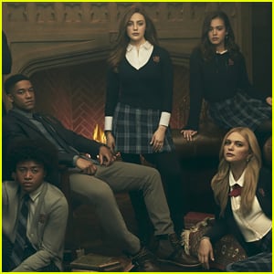 Entire 'Legacies' Cast To Make Debut at New York Comic Con 2018