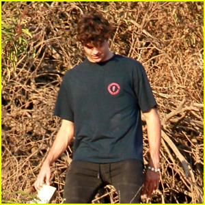 Noah Centineo Takes a Hike With Friends in LA!
