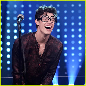 Shawn Mendes Plays The 'Slay It, Don't Spray It' on 'Tonight Show'